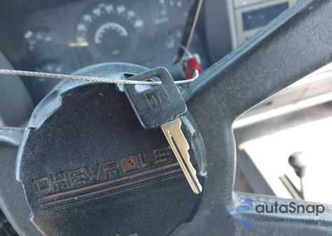 1989 Chevrolet Gmt-400 K1500 z USA, uszkodzony, nr VIN 1GCDK14K2KZ218694